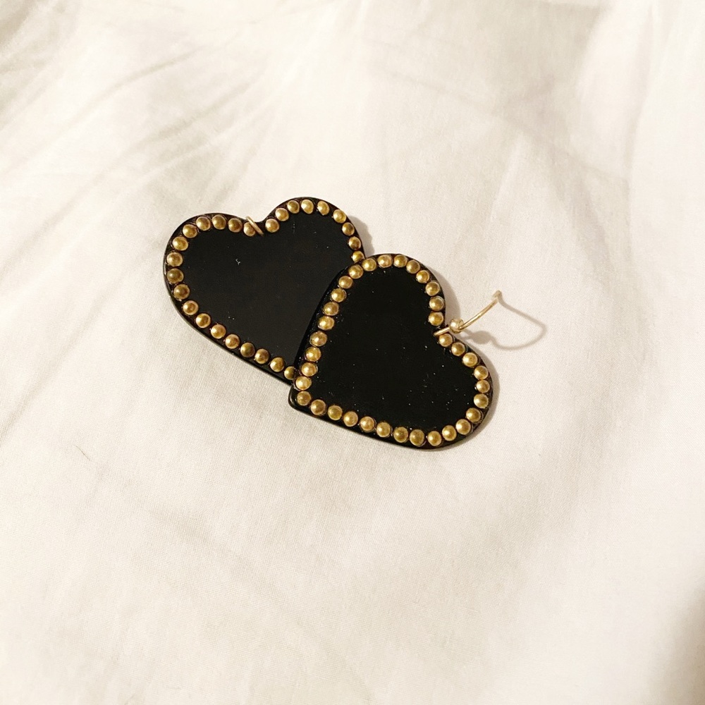 Bellissima Black and Gold Heart Dangle Earrings